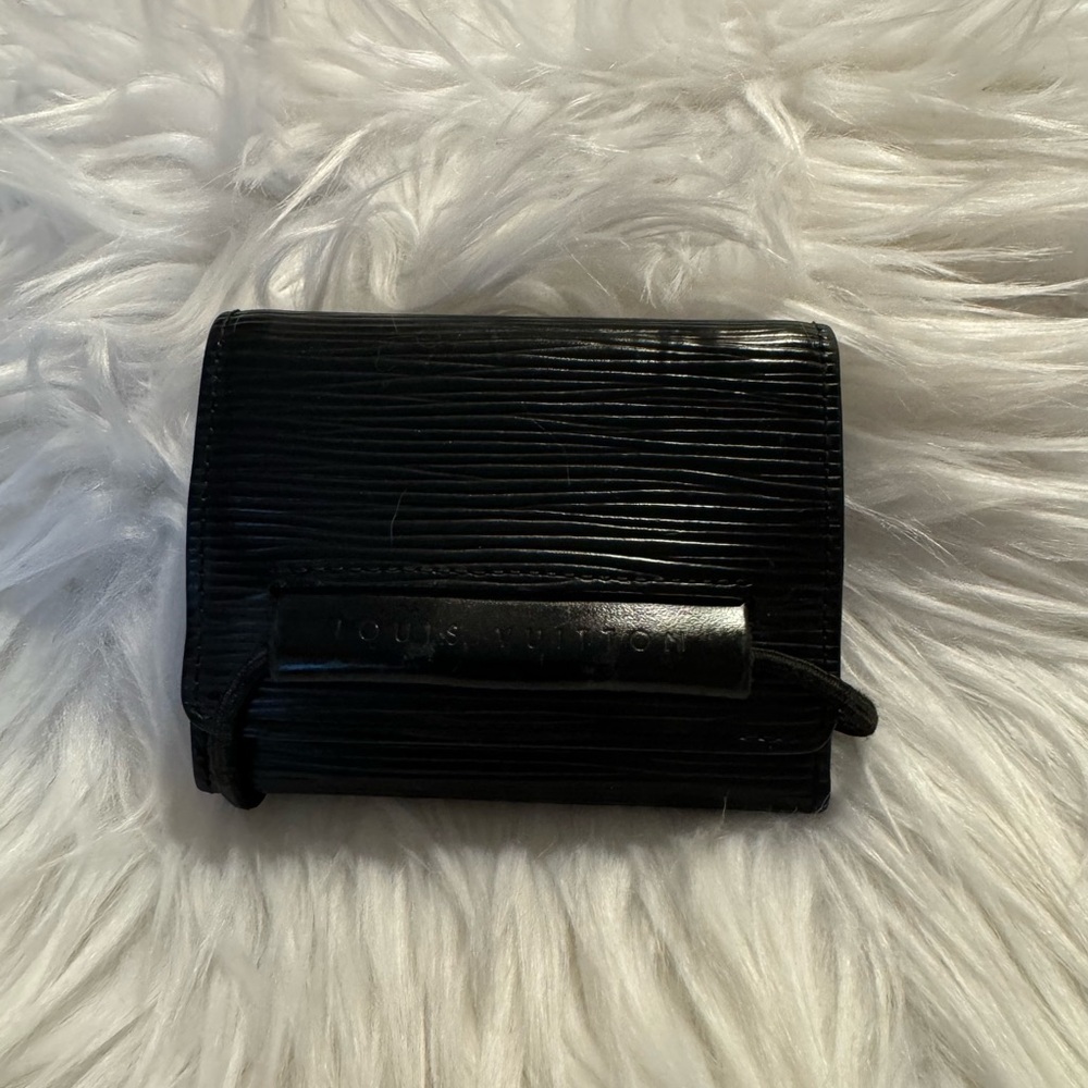 Louis Vuitton Epic elastic mini wallet